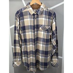 Legendary Whitetails Men’s Medium Buck Camp Flannel Shirt Relaxed Fit Plaid